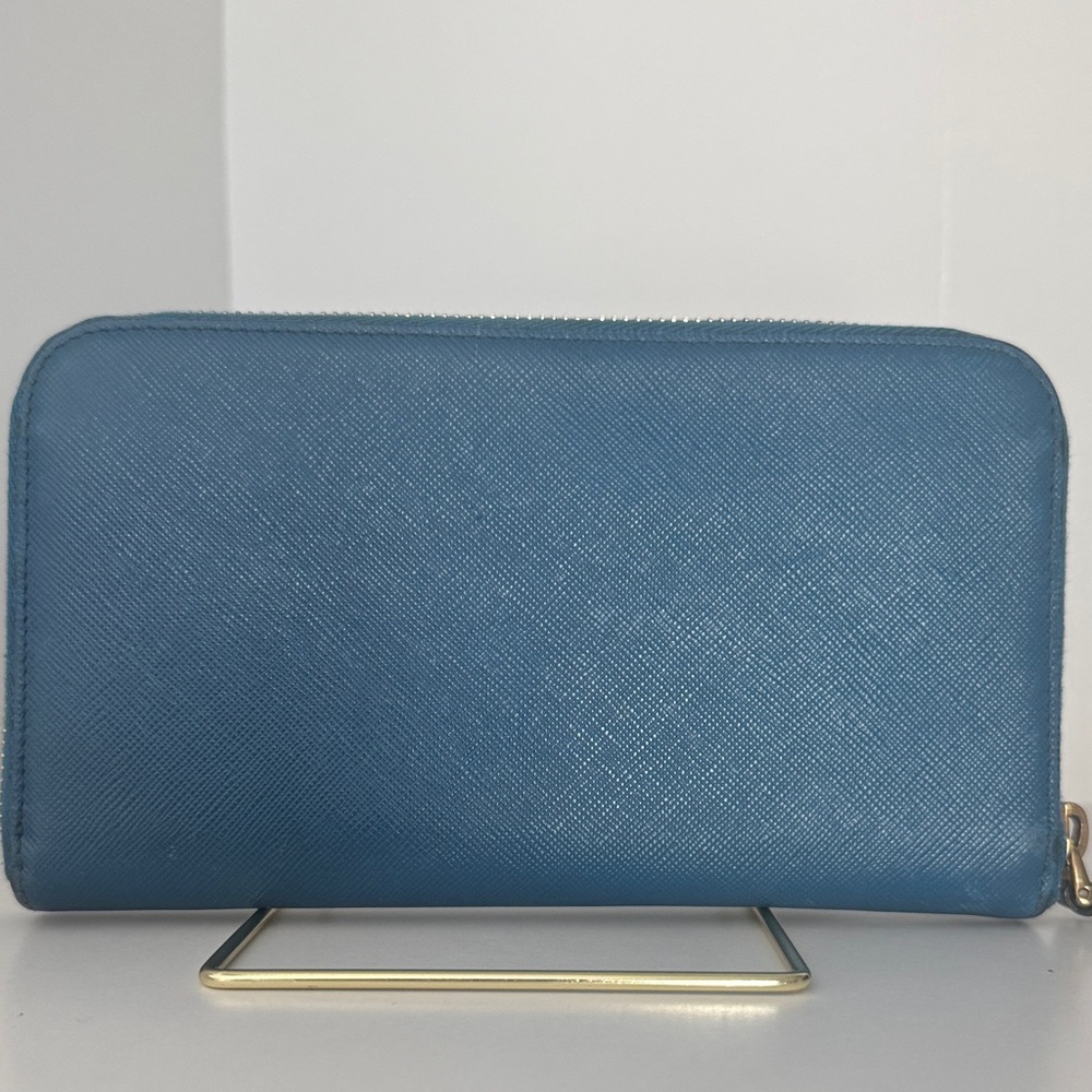 Prada Blue Saffiano Leather Large
Organizer Zippy Wallet - Picture 3 of 10